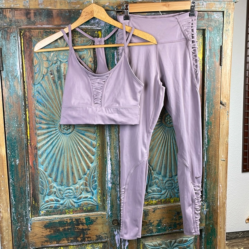 Nike Dri Fit One Luxe workout set lace up style S